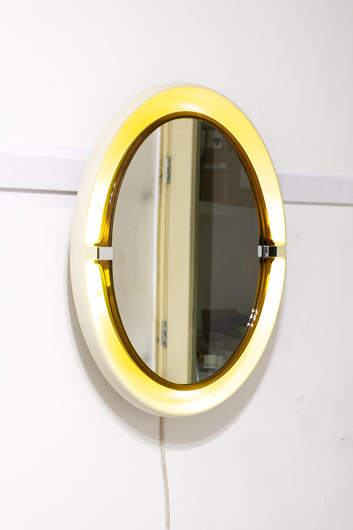 Ovale Allibert spiegel kunststof met ingebouwde verlichting jaren 70