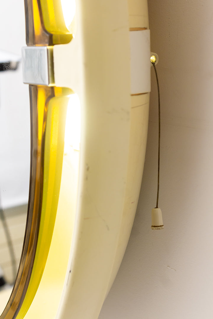 Ovale Allibert spiegel kunststof met ingebouwde verlichting jaren 70