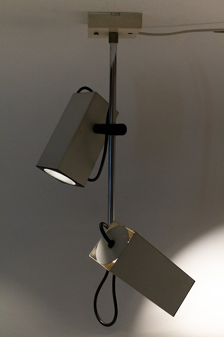 Philips jaren 70 plafondlamp met twee spots van wit metaal