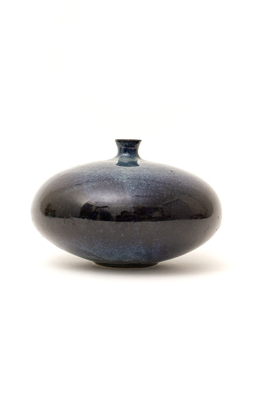 Platte ronde vintage vaas blauw