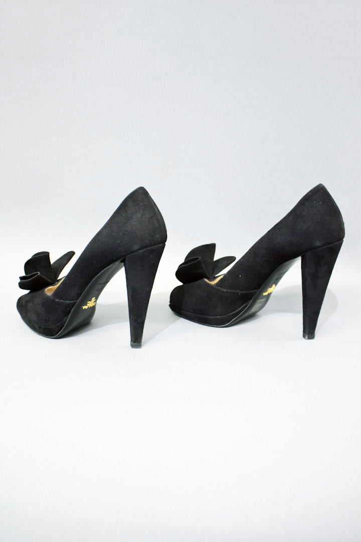 Zwarte Prada pumps