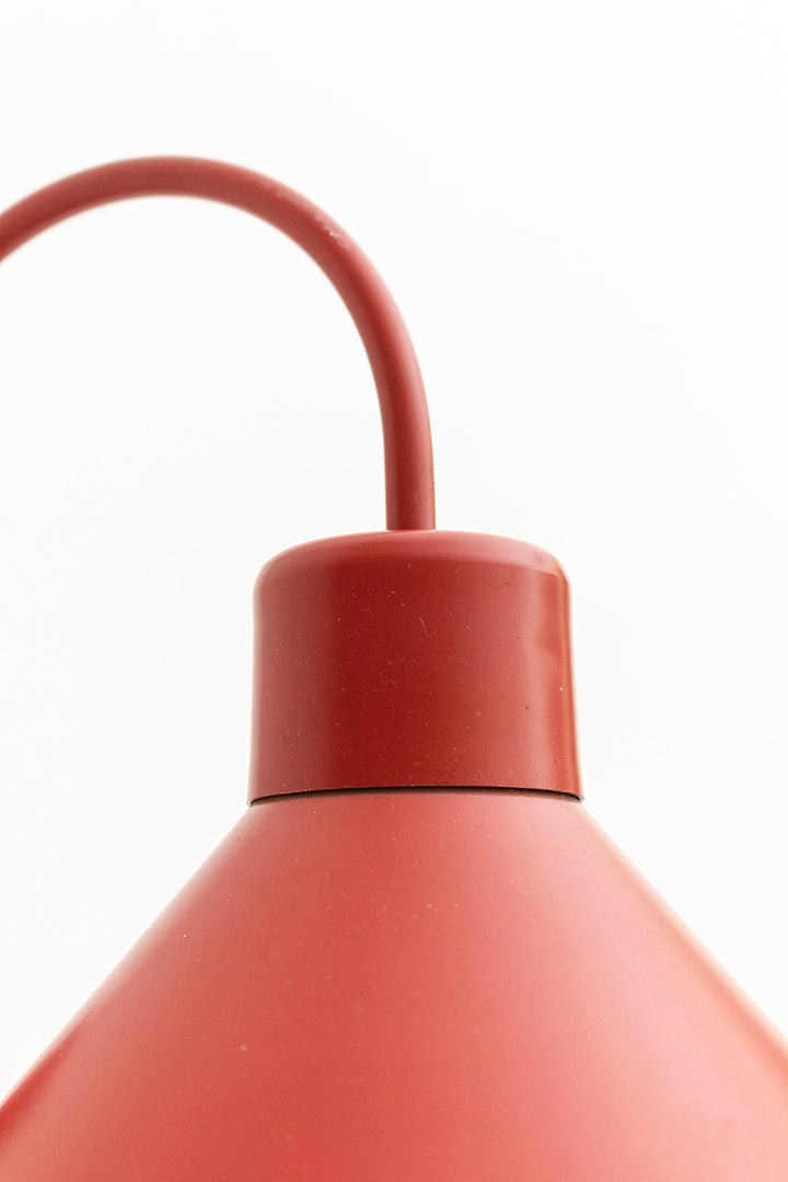 Rode minimalistische wandlamp vintage jaren 80/90