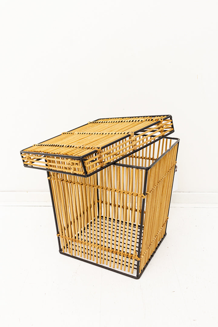 Rohé vintage mand van rotan en metaal met deksel