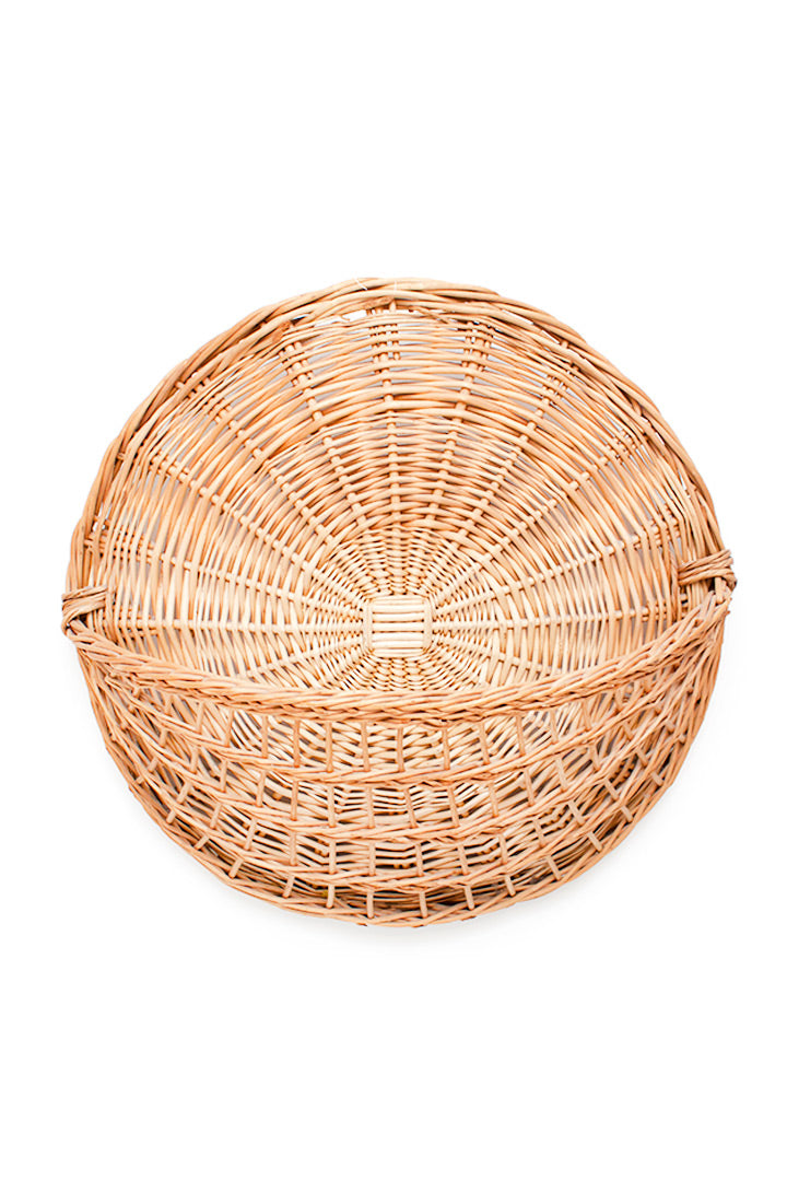 Ronde muurdecoratie van gevlochten rotan