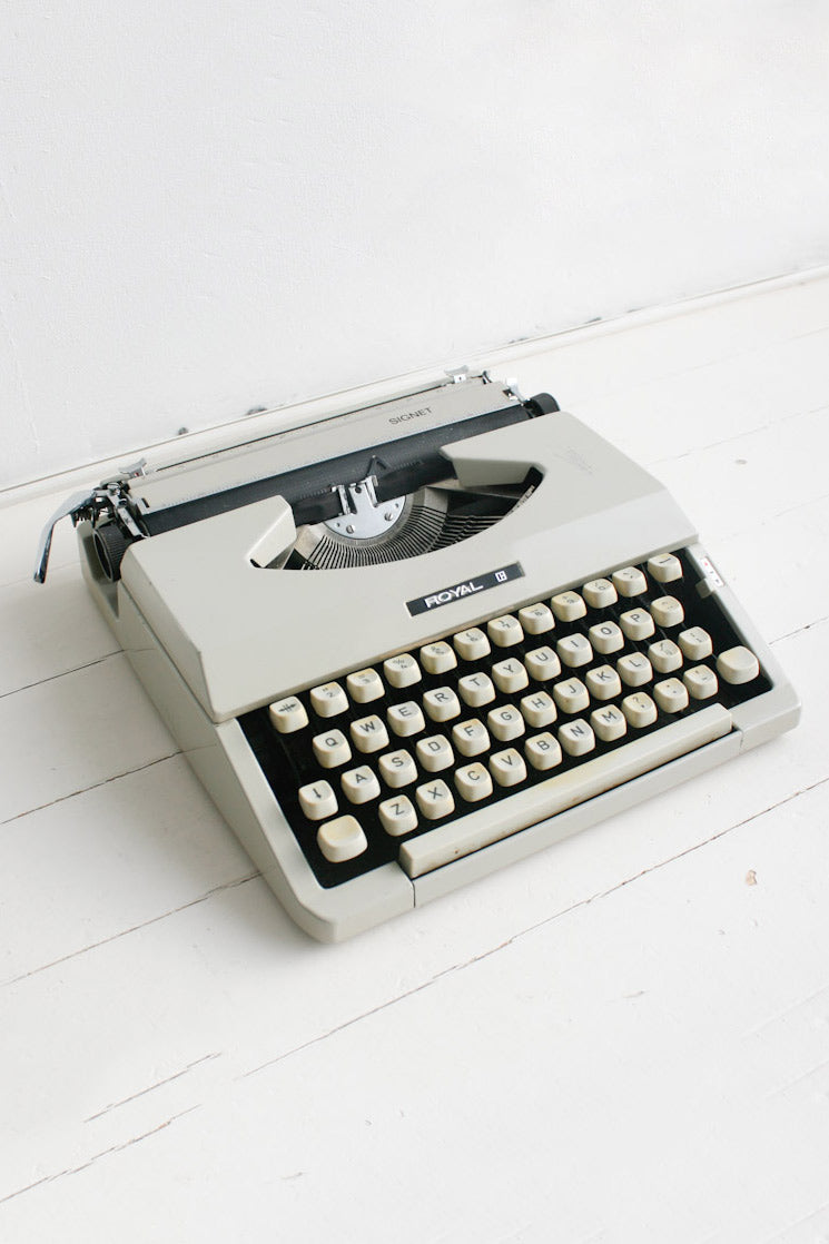 Royal Signet schrijfmachine 70s