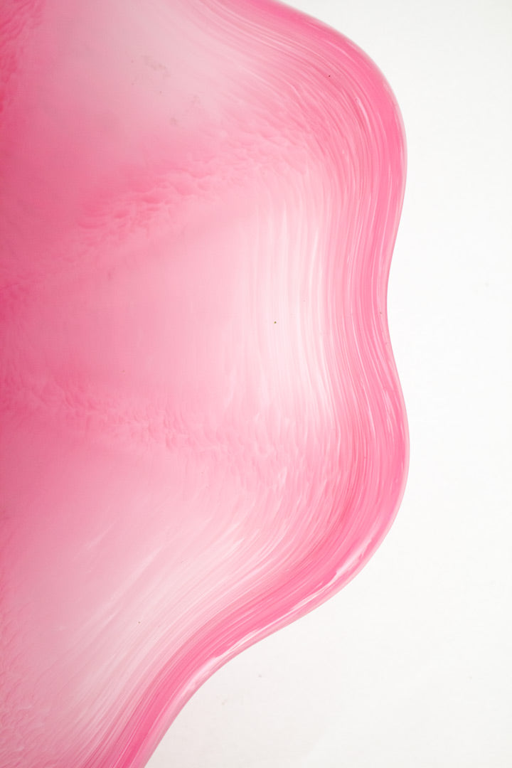 Roze golvende vintage schaal Art Glass