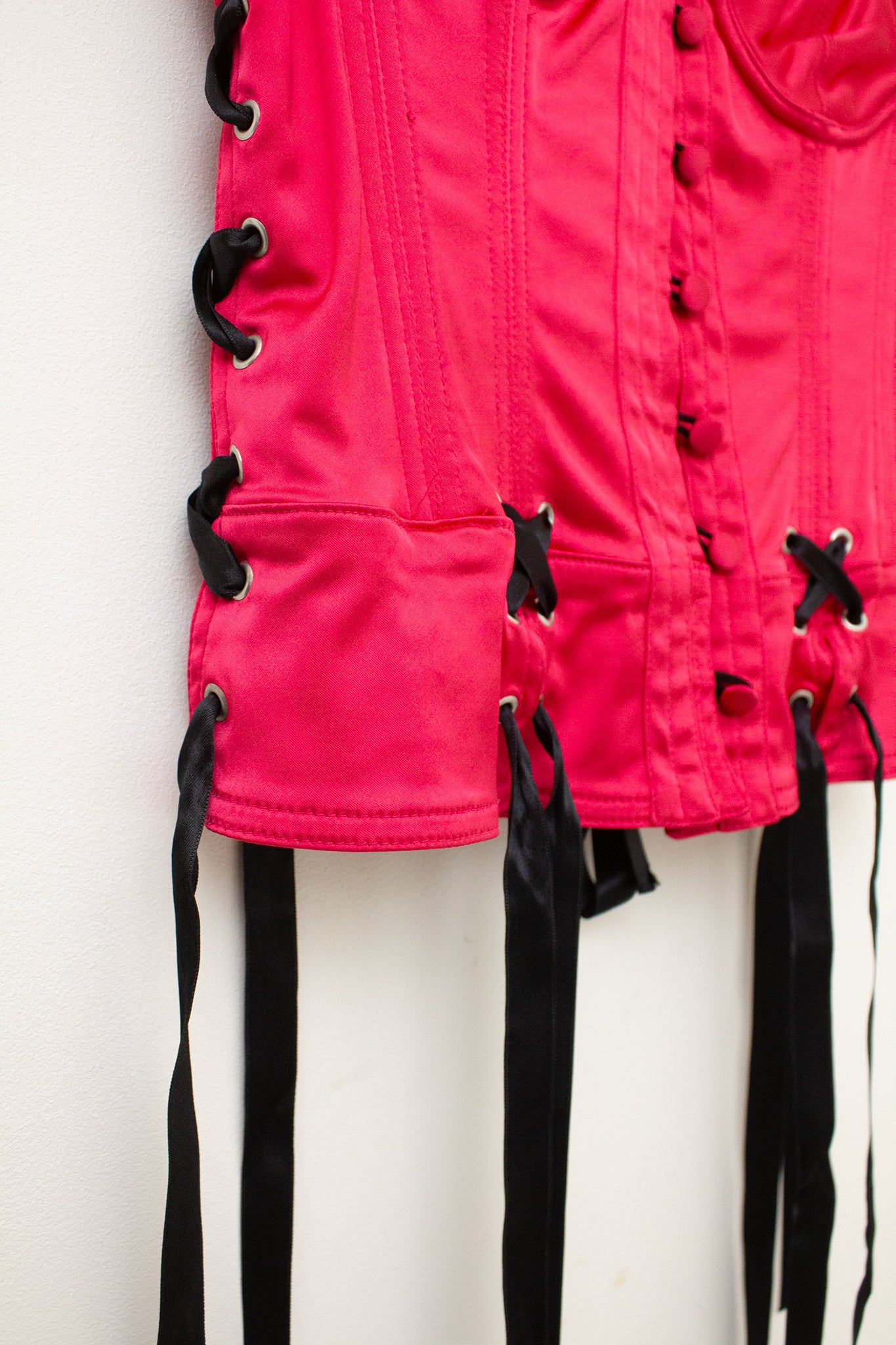 Roze satijnen Valentino R.E.D. corset 
