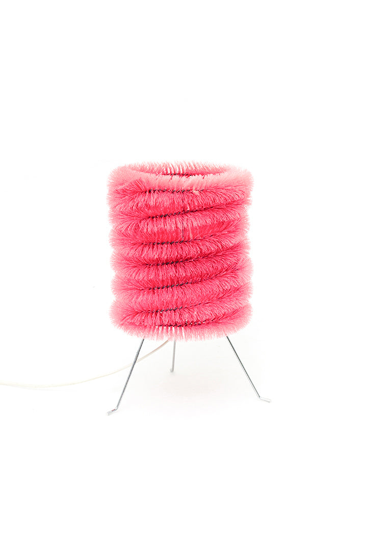 Roze tafellamp op pootjes met gedraaide borstel jaren 90