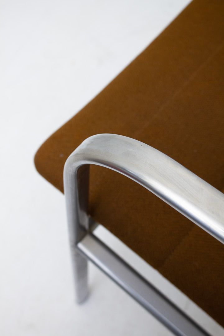 Set van 2 bruin beklede stoelen met verchroomd frame