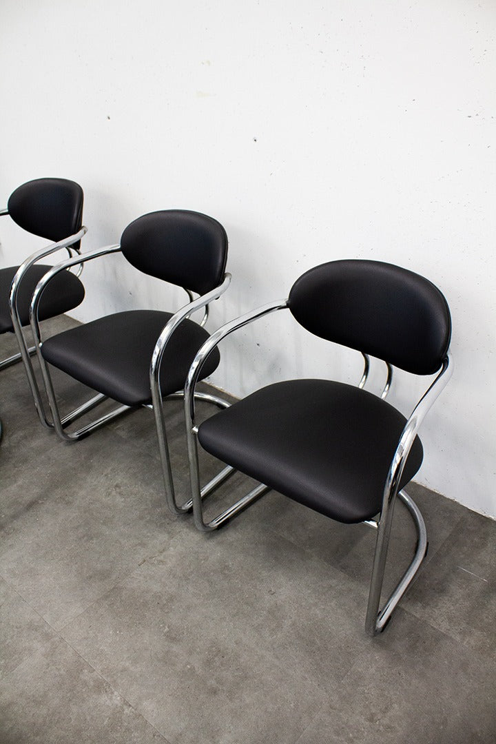 Set van 4 Effezeta Italy buisframe eetkamerstoelen zwart skai leer