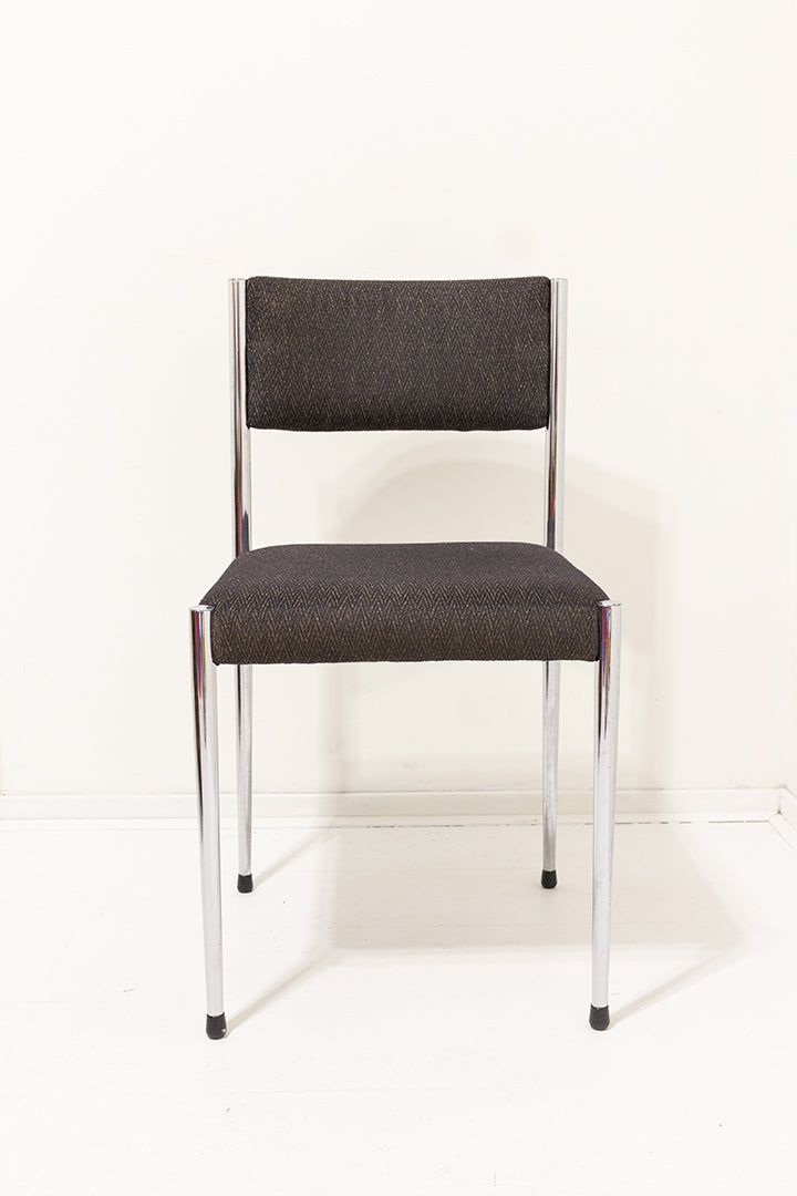 Set van 4 vintage stoelen met verchroomde poten en grijze bekleding