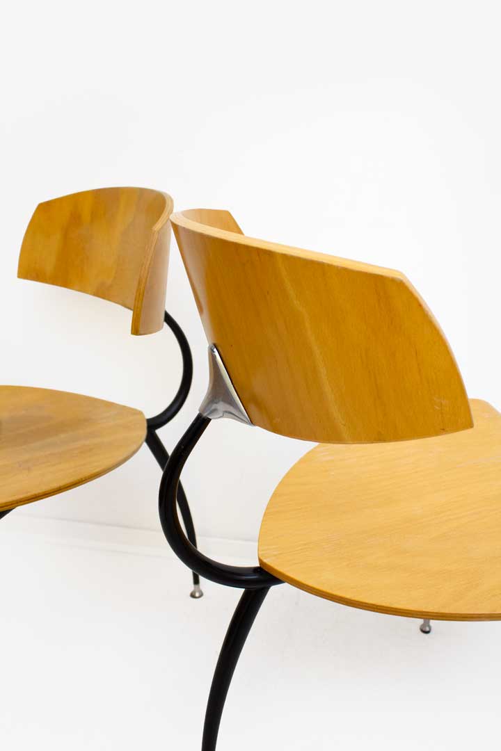 Set van 5 Tripod Chair - Lande stoelen 80's design