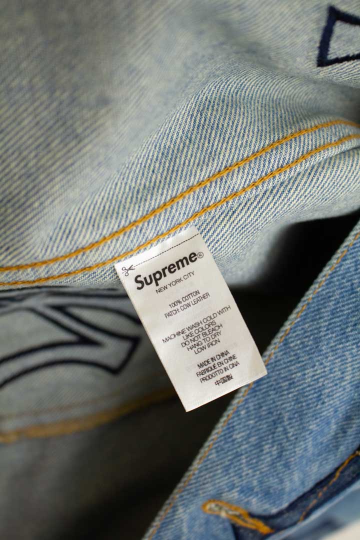 Supreme x New York Yankees logo spijkerjasje