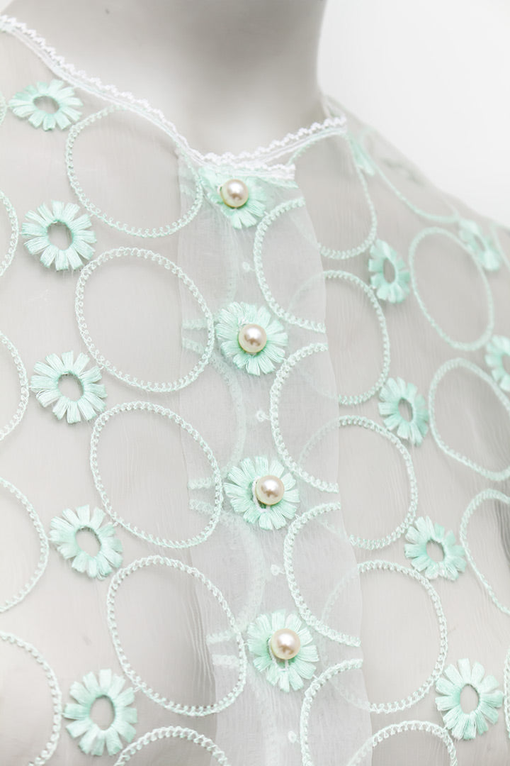 Vintage kanten top / capeje met mintgroene borduursels van bloemen en cirkels
