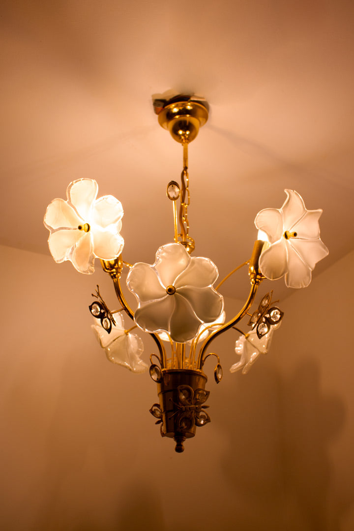 Vintage 80’s messing kroonlichter met Murano bloemen
