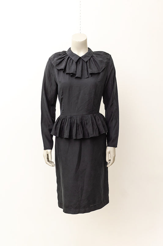 Vintage Chacharel jurk zwart met lange mouwen en rushes