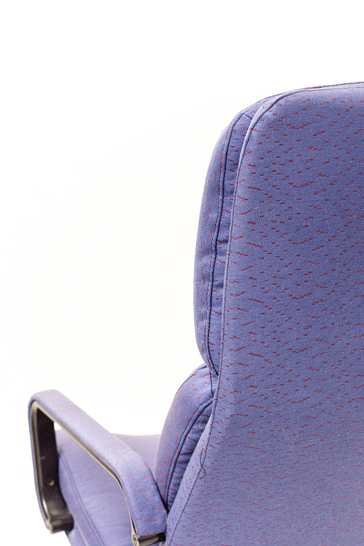 Vintage 1972 Artifort F154 blauwe fauteuil Geoffrey Harcourt