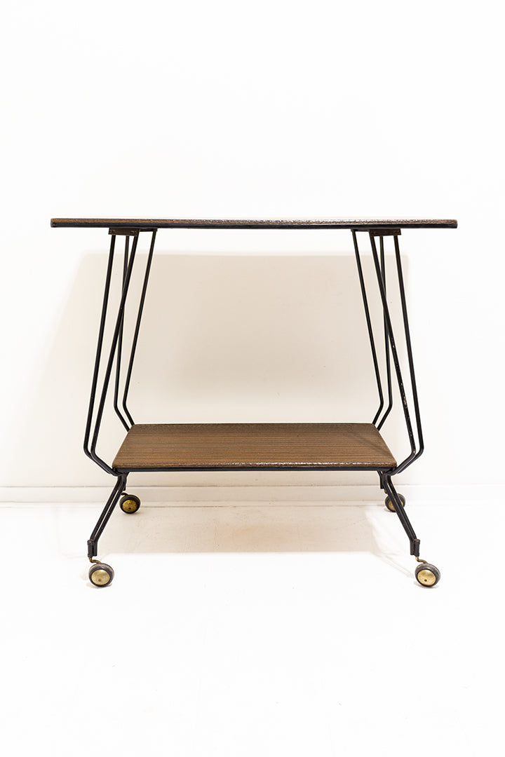 Vintage Franse trolley met architectonische draadstalen poten en hout-look tafelbladen