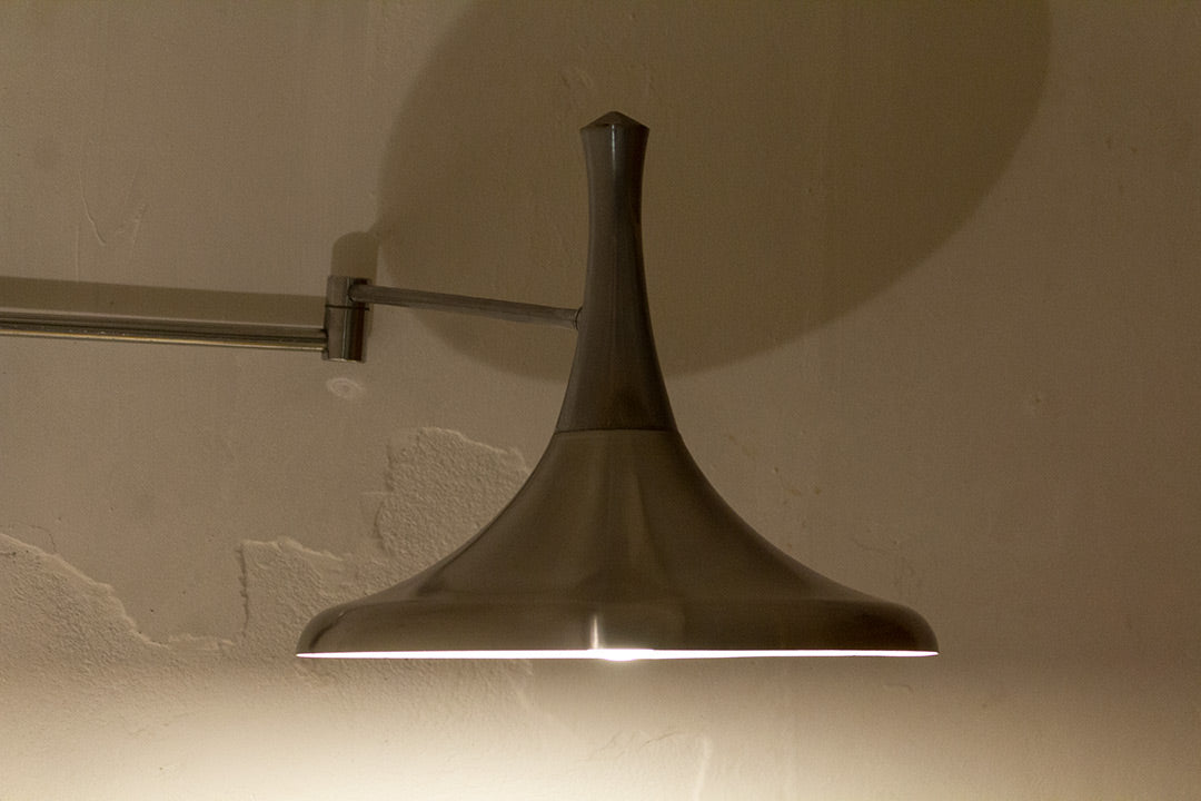 Vintage Hala trompet wandlamp van zilverkleurig metaal