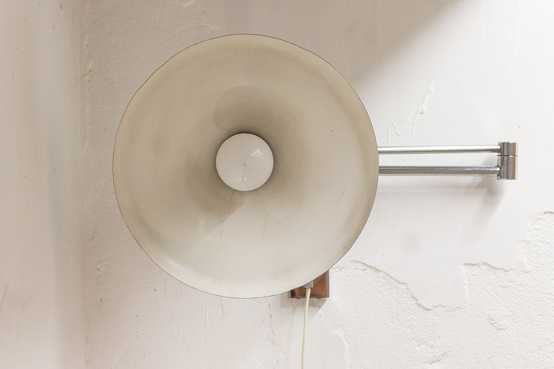Vintage Hala trompet wandlamp van zilverkleurig metaal