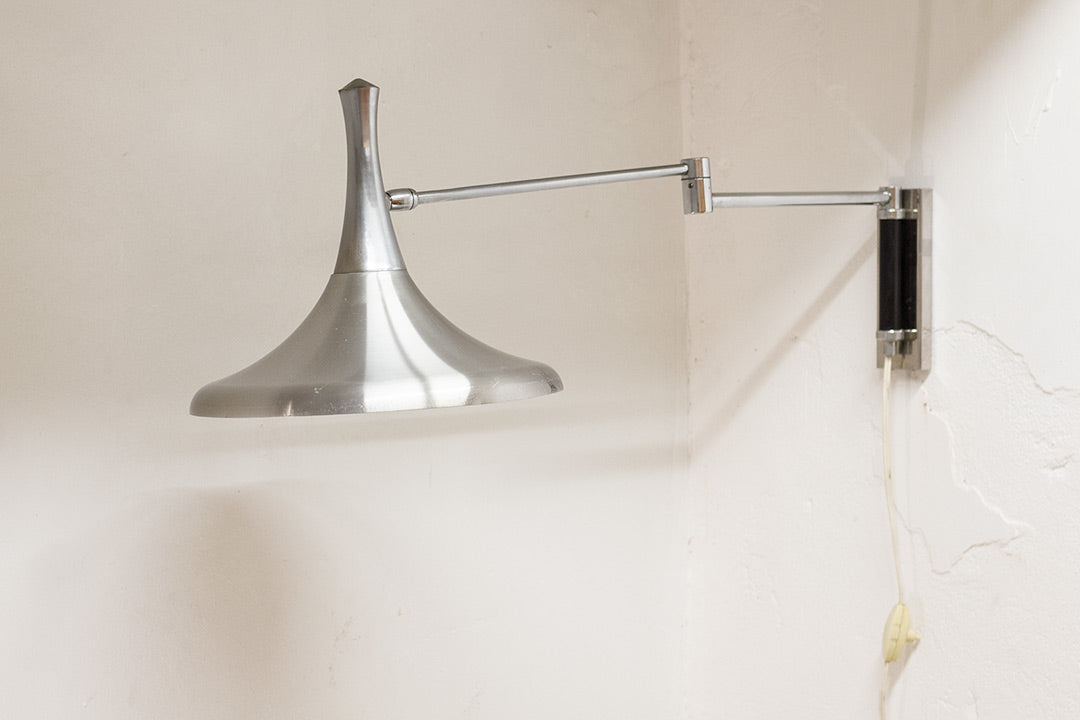 Vintage Hala trompet wandlamp van zilverkleurig metaal