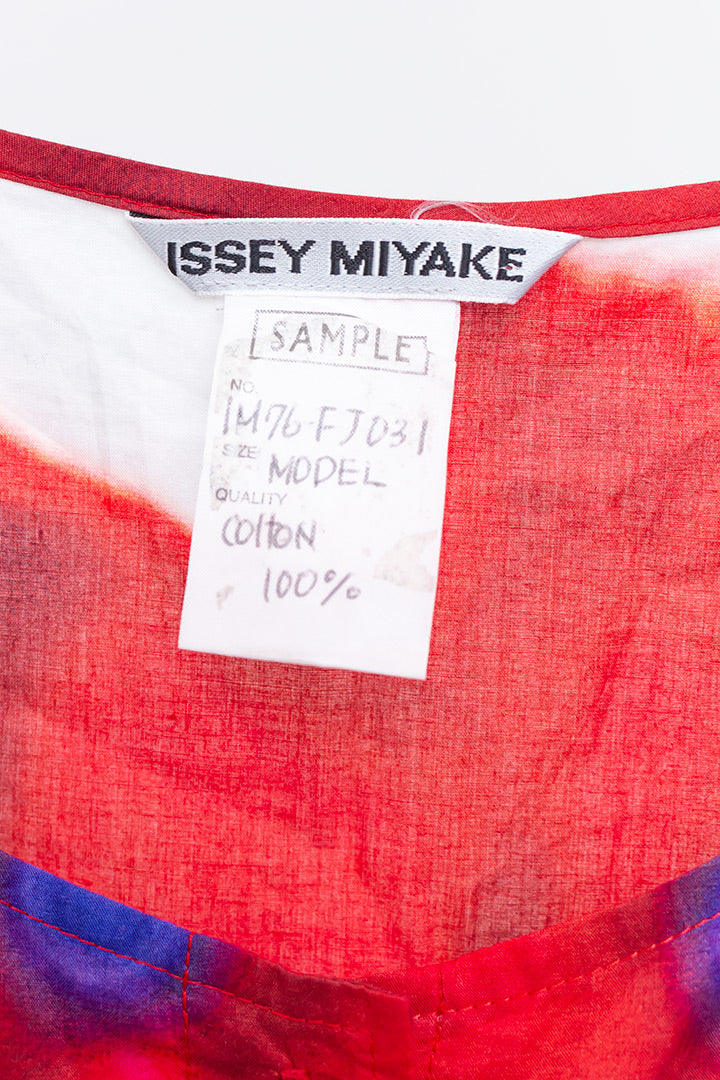 Vintage Issey Miyake sample top 2-in-1 tie dye donkerblauw en rood