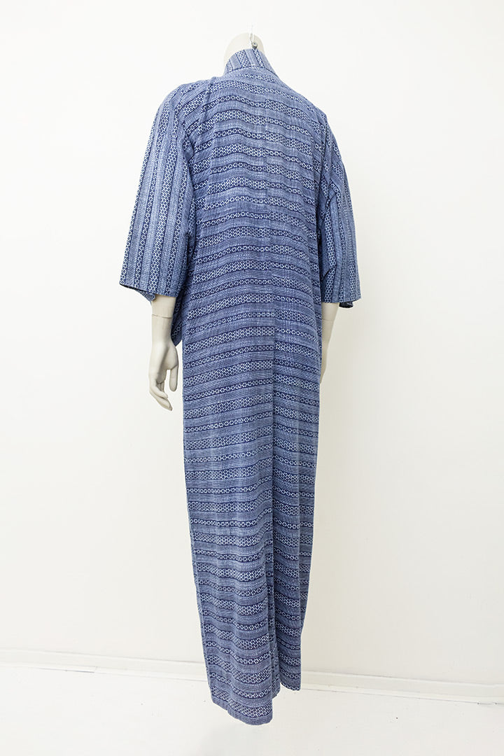 Vintage Japanse kimono met stipjes en bloemenpatroon