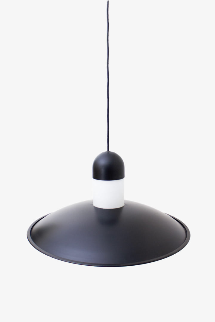 Vintage UFO hanglamp Glasshutte Limburg metaal en opaal glas