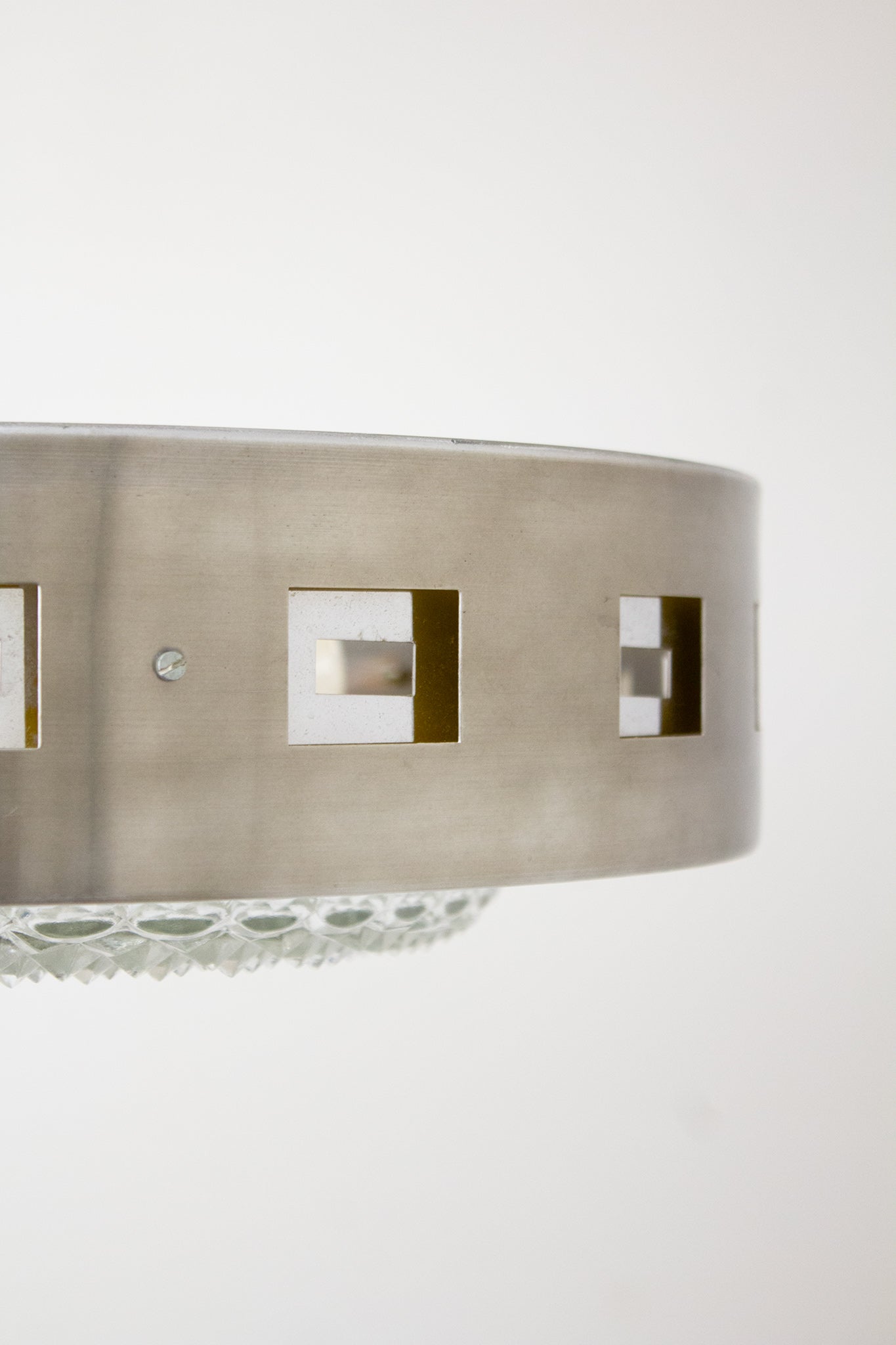 Jaren 70 UFO hanglamp Massive