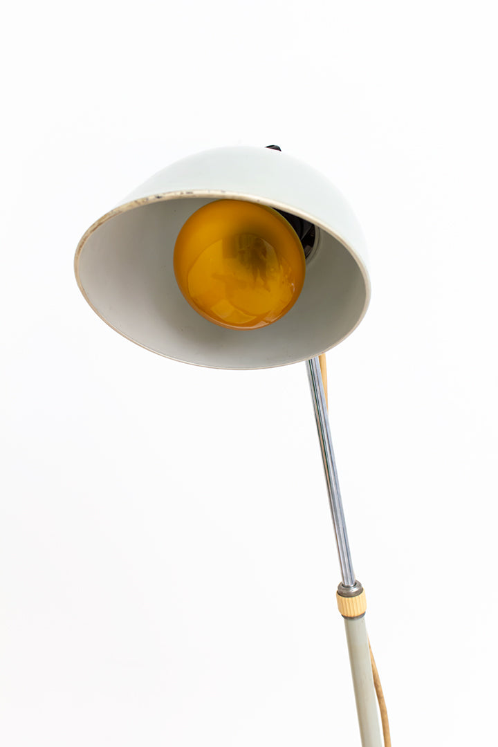 Vintage architectenlamp uit de Kaiser Idell Isis serie door Christian Dell
