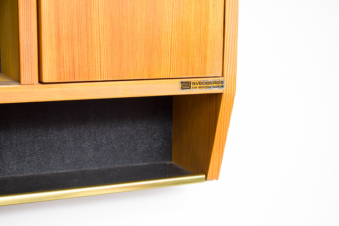 Vintage badkamer spiegelkastje Svedbergs för Moderna Badrum