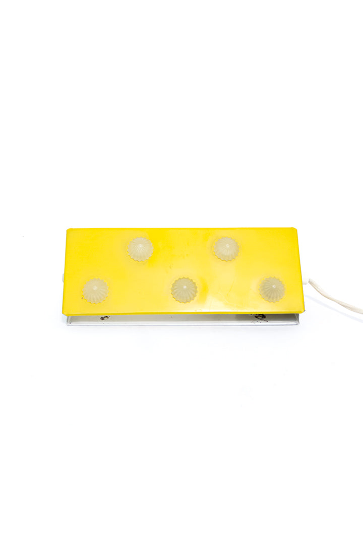 Vintage bedlampje geel met kunststof sterren