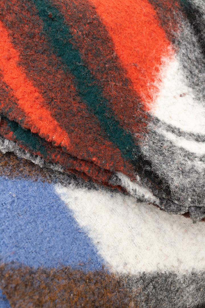 Vintage deken van wol in rood/groen/wit/grijs/blauw