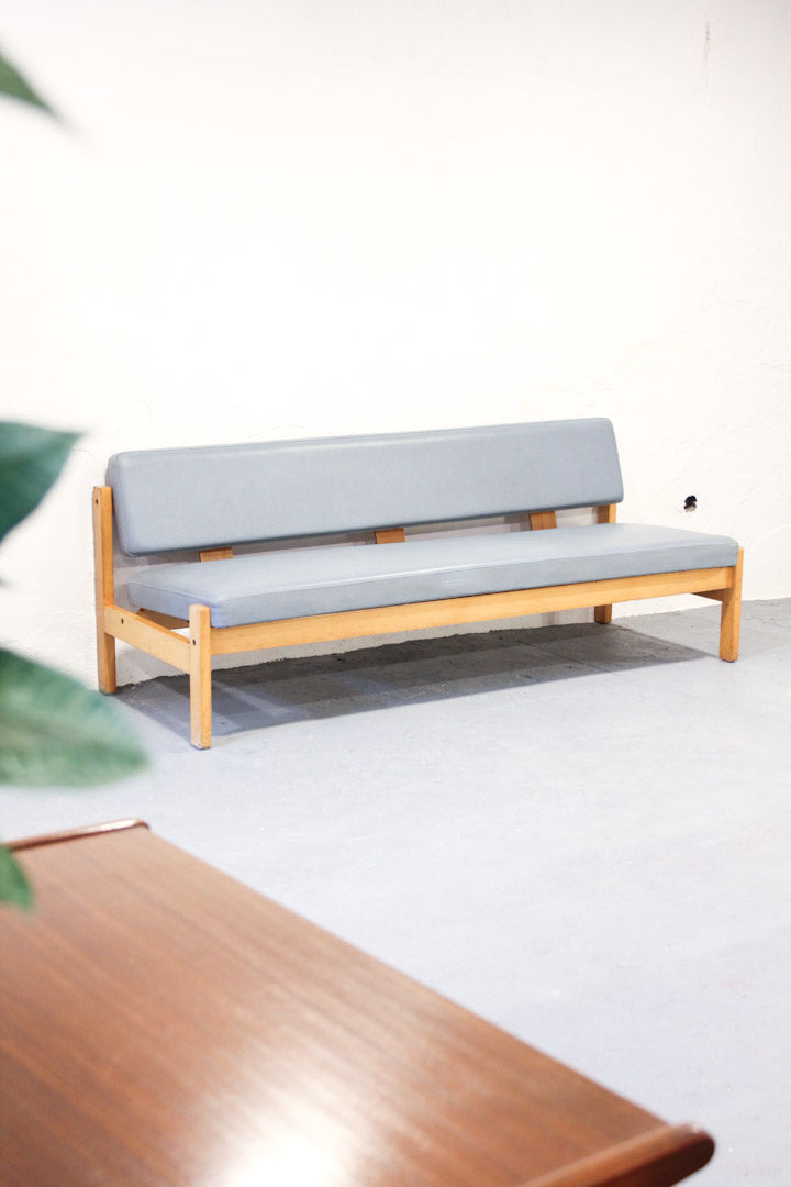 Vintage design blauw grijze bank II