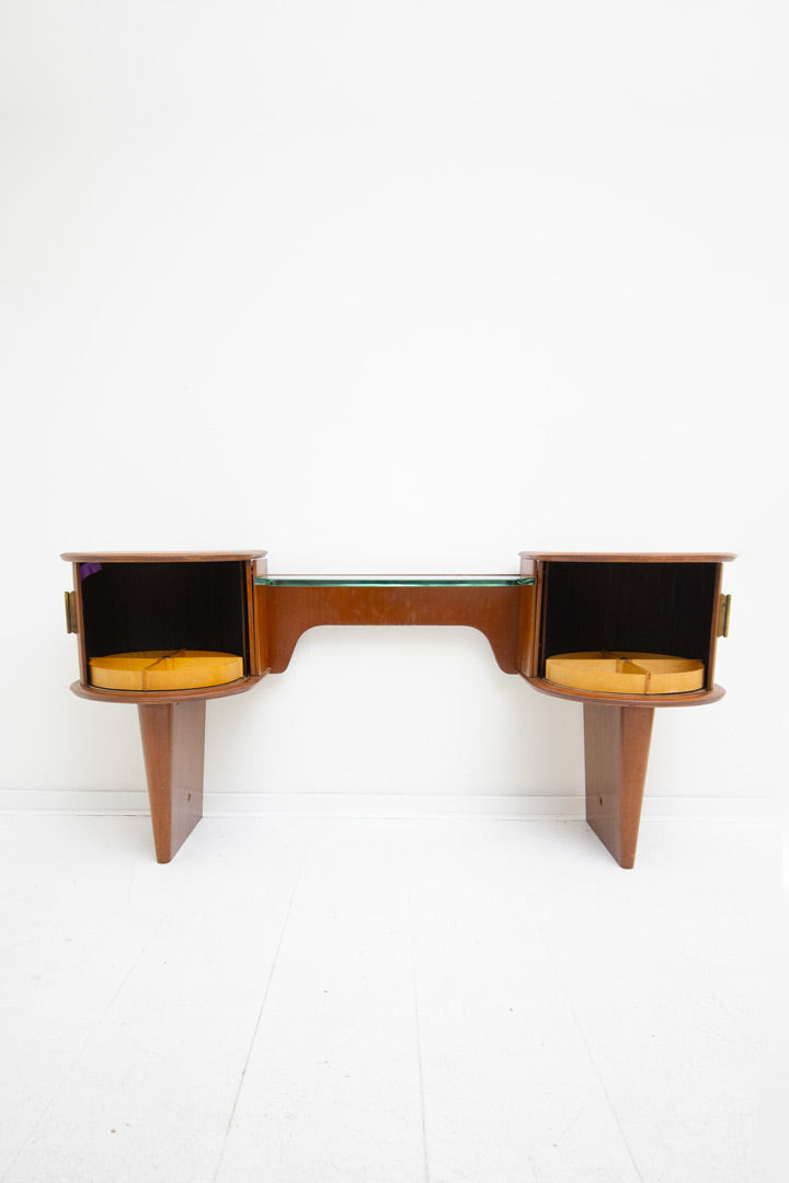 Vintage houten kaptafel met tambour deurtjes en drieluikspiegel