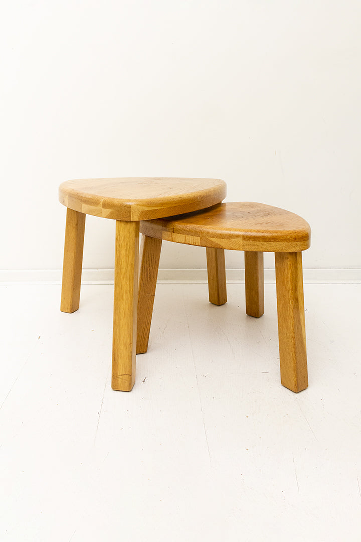 Vintage eikenhout bijzettafeltje jaren 90 - set van 2