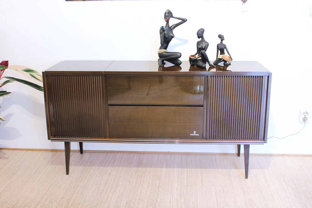 Vintage eikenhouten radiomeubel Grundig Bergamo 3