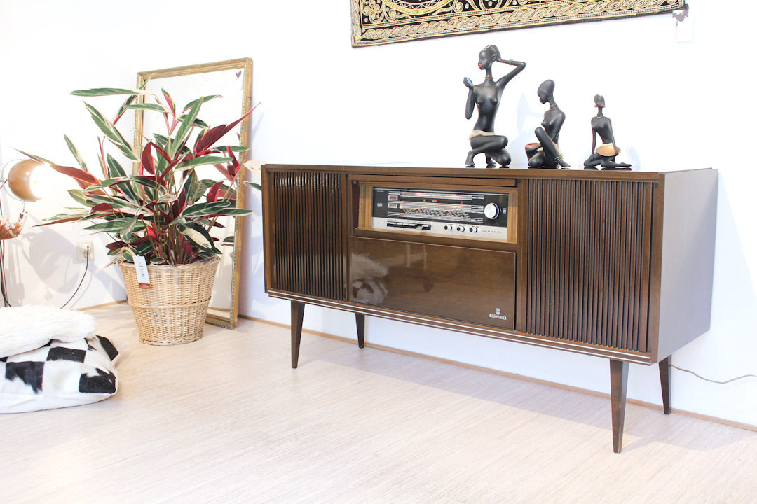 Vintage eikenhouten radiomeubel Grundig Bergamo 3