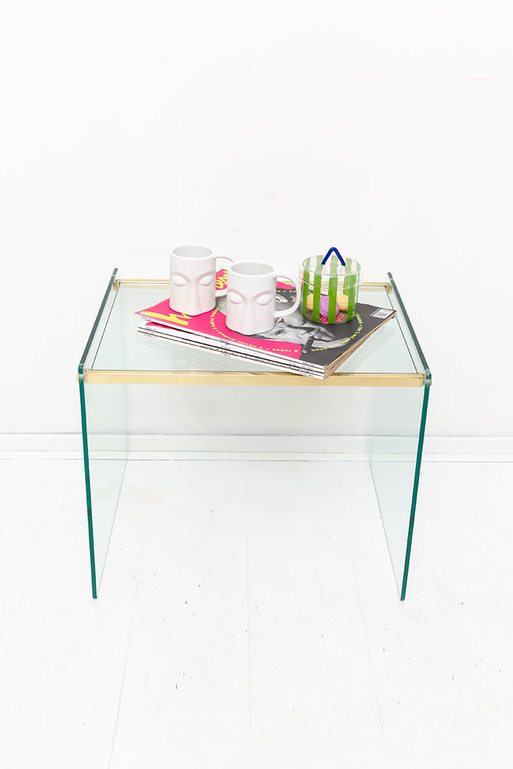 Vintage glazen bijzettafel met messing detail jaren 80