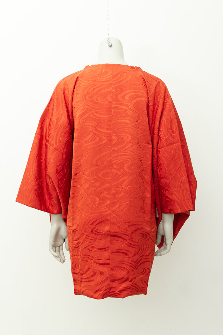 Vintage haori of korte Japanse kimono met rode print
