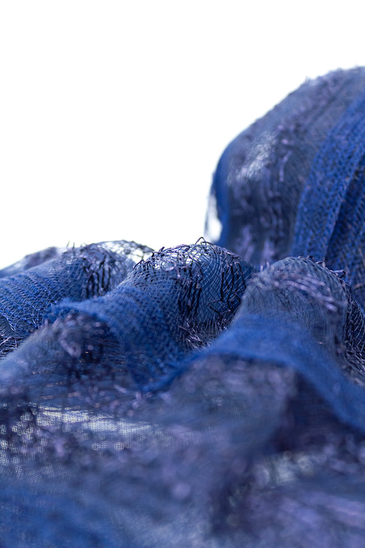 Vintage hoed van donkerblauw organza