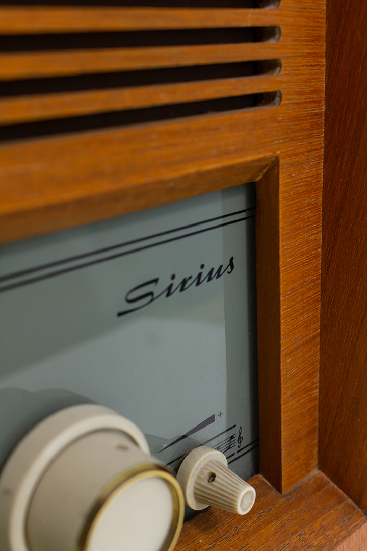 Vintage houten radio Philips Sirius jaren 60