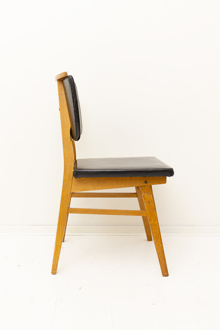 Vintage houten stoelen met zwarte skai-leer bekleding - set van 4