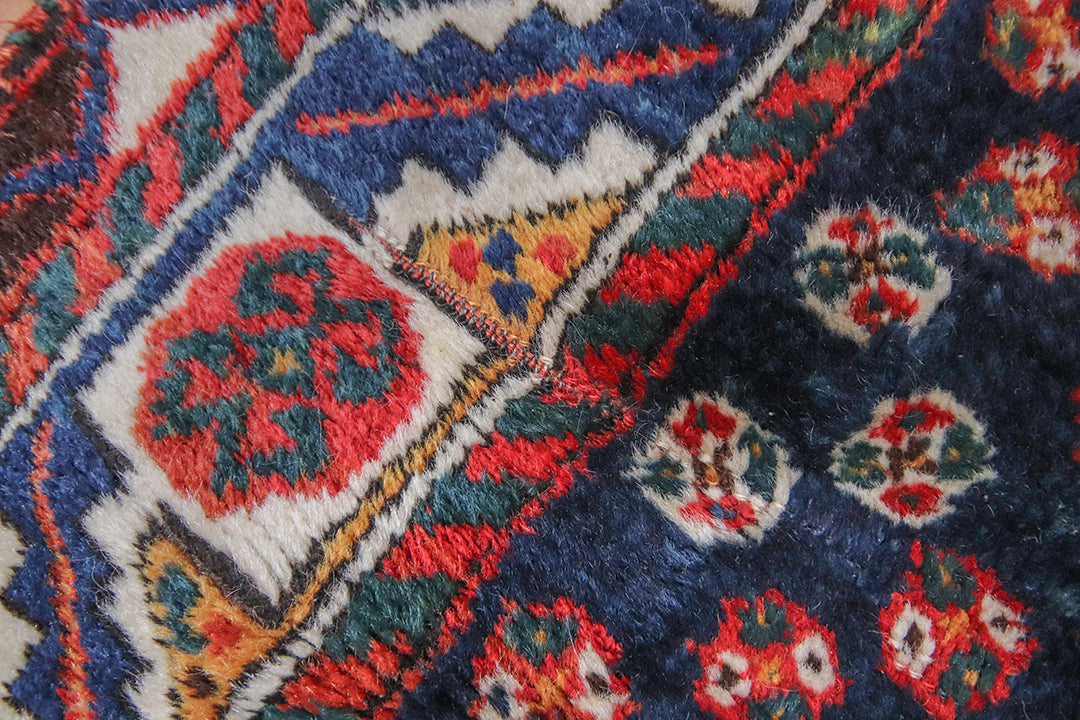 Vintage kelim tapijt langwerpig met heldere kleuren