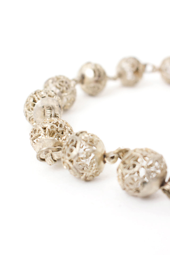Vintage-ketting-met-filigraan-kralen-1