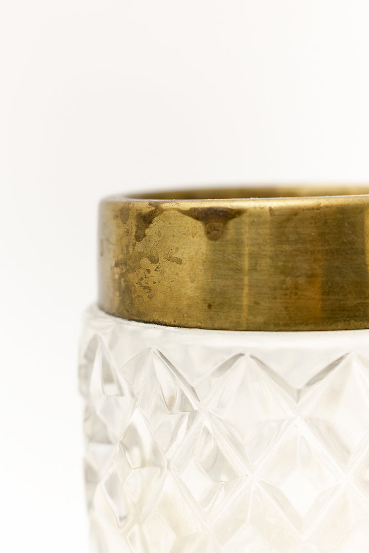 Vintage kristallen vaasje met messing rand