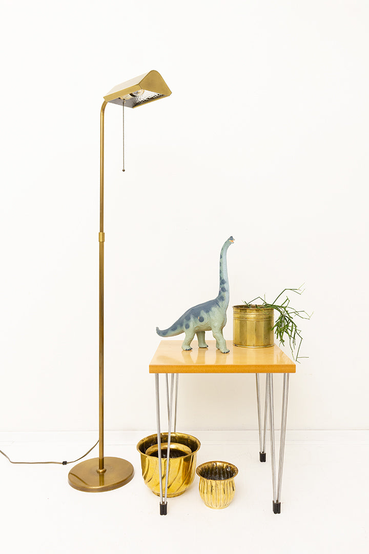 Vintage messing vloerlamp met verstelbare kap Deknudt jaren 90