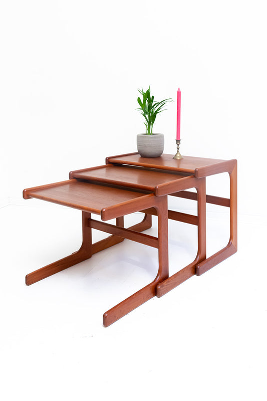 Vintage mimiset Salin Nyborg bijzettafels van teakhout Deens design