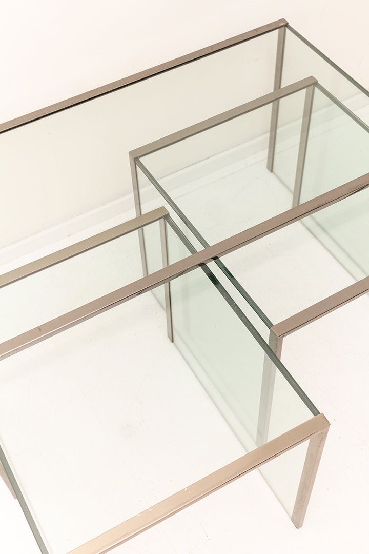 Vintage mimiset bijzettafels verchroomd frame met glas