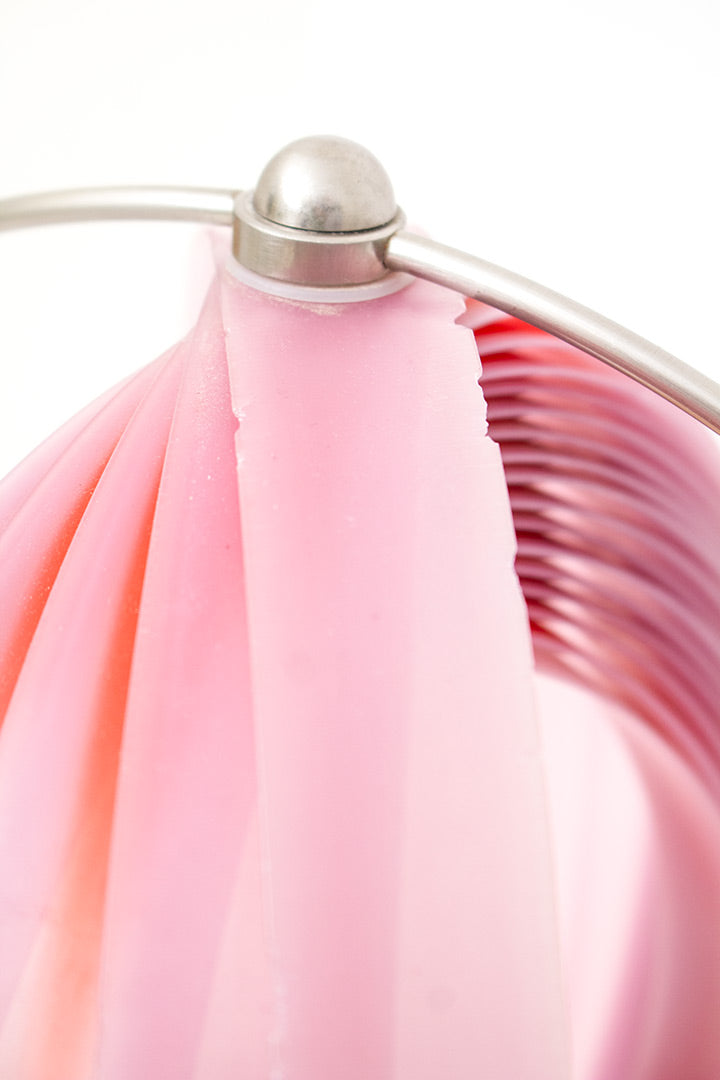 Vintage moon tafellamp met roze lamellen Kare Design